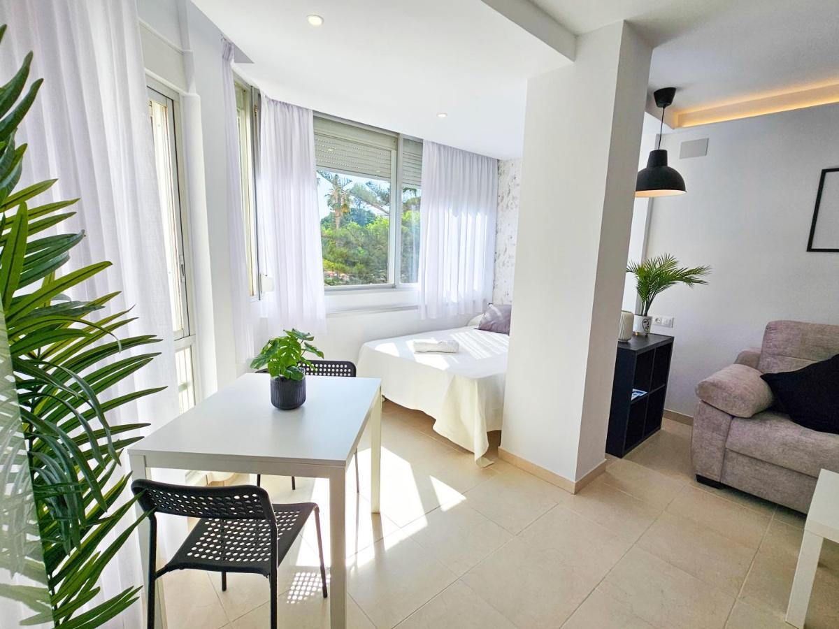 Estudio Vip Mediterraneo - Alojamientos La Torre Torre Del Mar Eksteriør billede