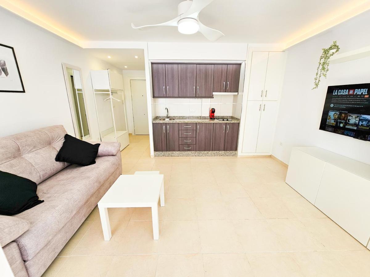 Estudio Vip Mediterraneo - Alojamientos La Torre Torre Del Mar Eksteriør billede