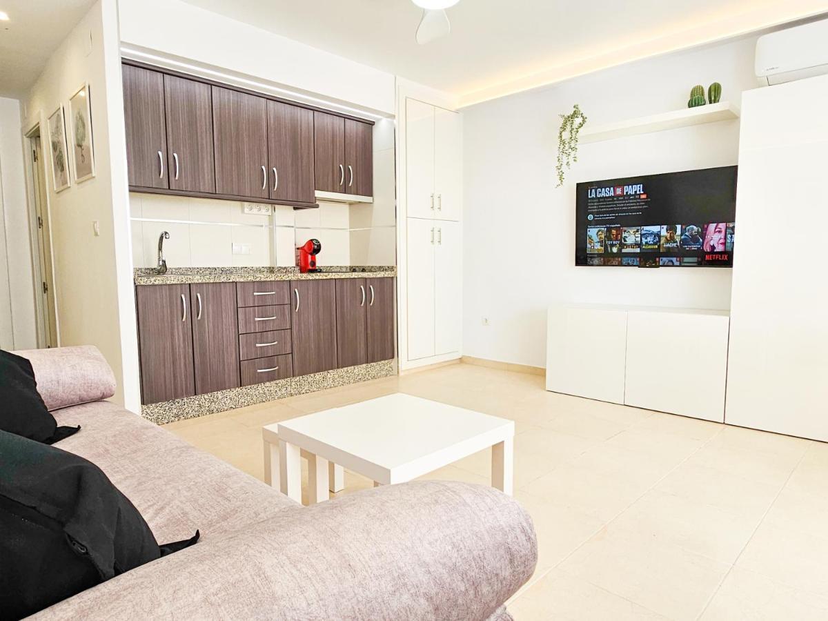 Estudio Vip Mediterraneo - Alojamientos La Torre Torre Del Mar Eksteriør billede